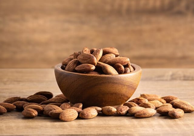 Salted almonds 2.5 lb