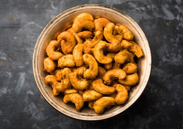 Roasted Cashews 16 oz