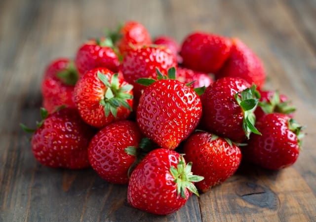 Strawberries 16 oz